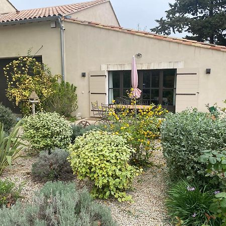 Gite Du Mas De La Finiere ,Avec Spa Interieur Châteaurenard Eksteriør bilde